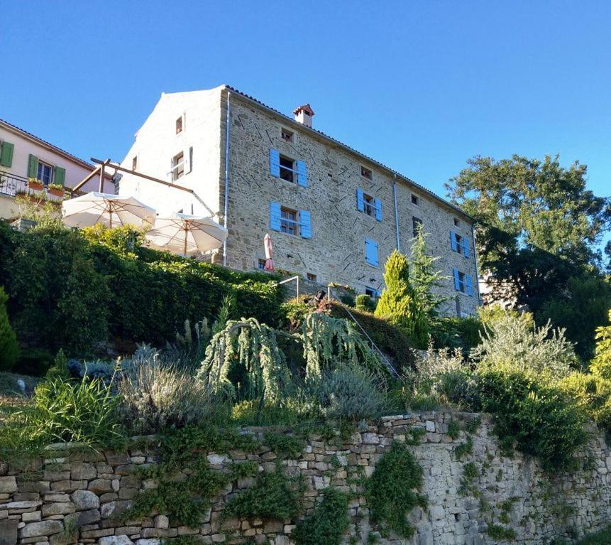 Ruine-Motovun Kh Villa Eksteriør billede